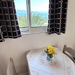 Aparthotel Bay & Karavomilos (Central Greece)