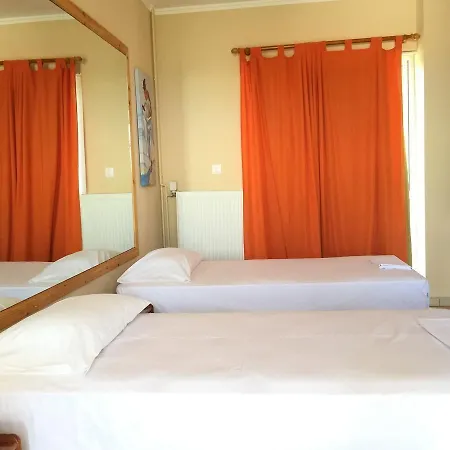 Apartmanhotel Bay & Karavómilosz