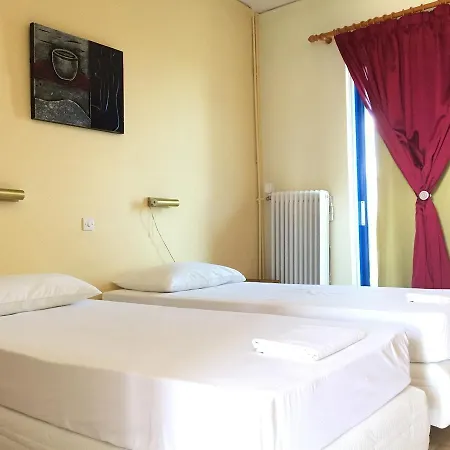 Bay & 2* Karavomilos (Central Greece)